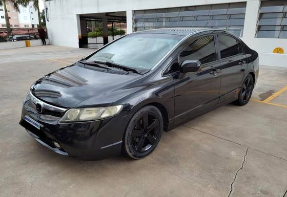 HONDA CIVIC 1.8 LXS 16V GASOLINA 4P MANUAL